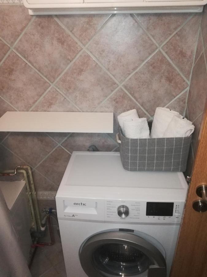 Apartament Erik Appartamento Sibiu Esterno foto